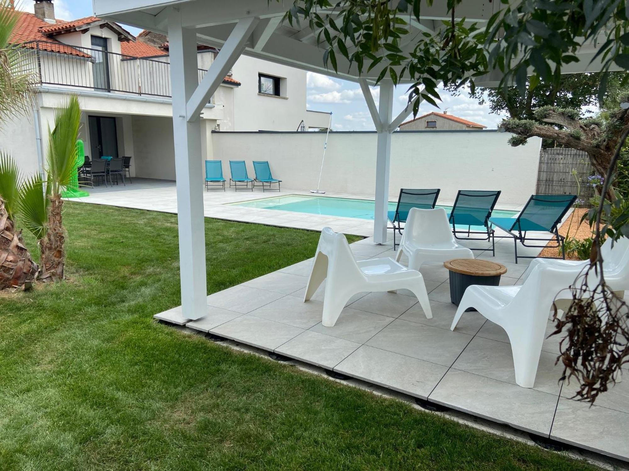 Jolie Maison Proche De Toulouse Lherm  Bagian luar foto